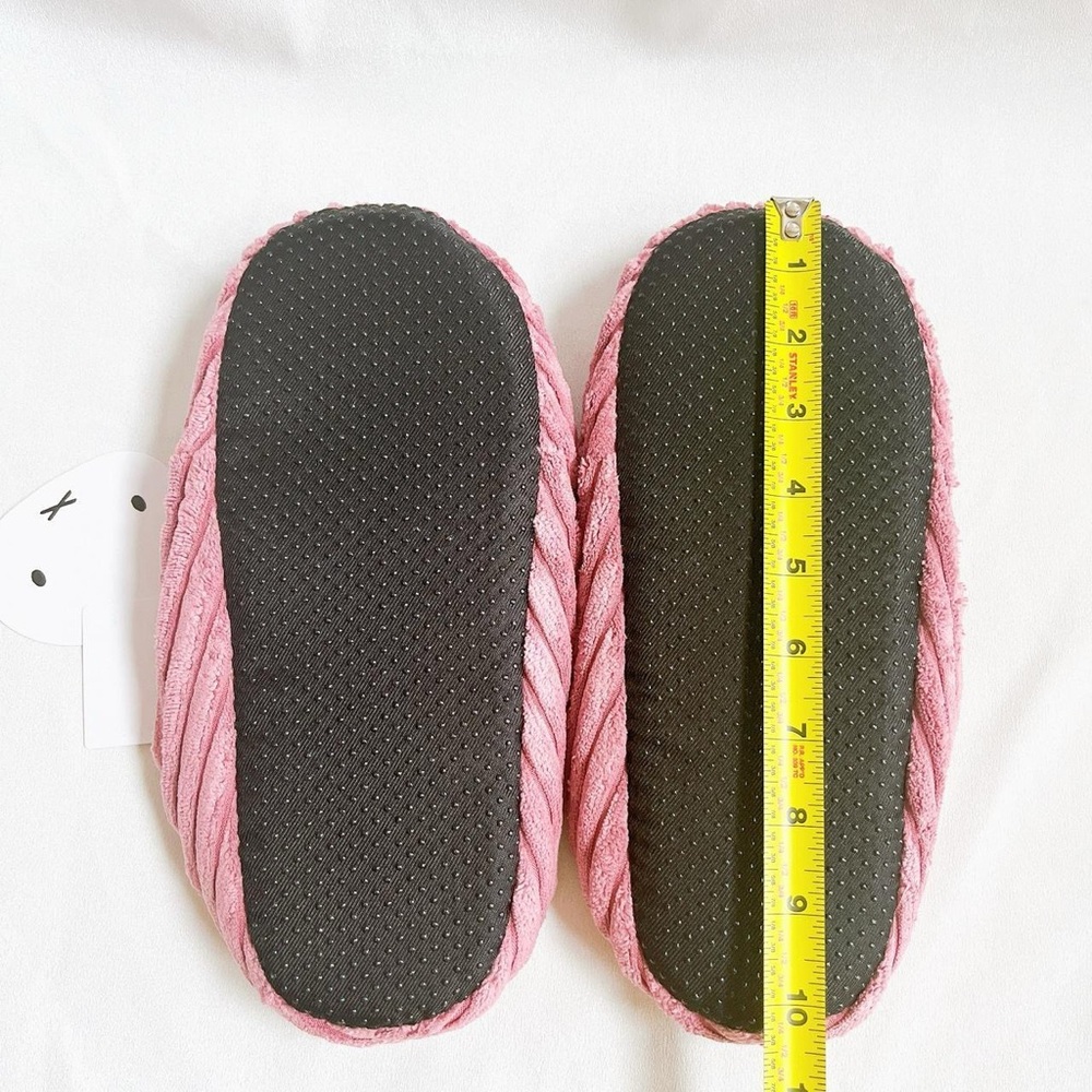 Brand New Plaza Japan limited Miffy fluffy room shoes slippers in pink 2023 - Picture 4 of 5